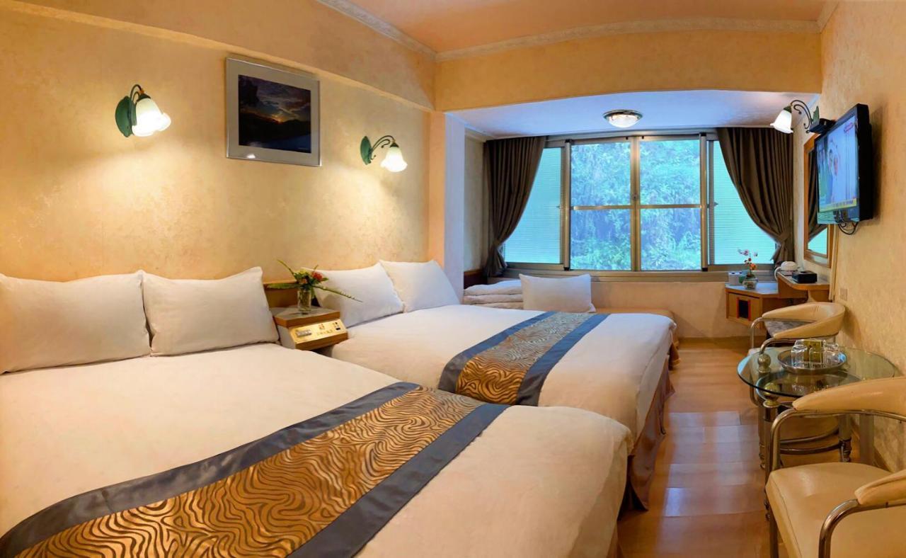Kao Feng Hotel Zhongzheng  Exterior photo
